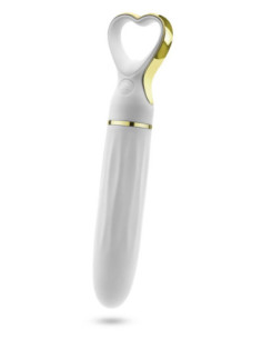 DELICE HEARTTHROB WHITE BOUQUET 2