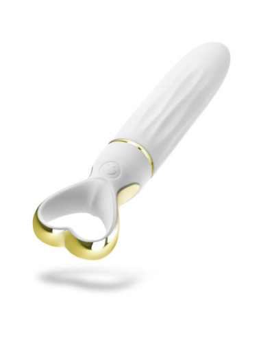 DELICE HEARTTHROB WHITE BOUQUET