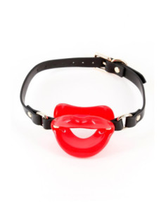 FETISH & FASHION KOURTNEY RED