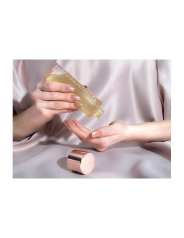 HIGH ON LOVE MASSAGE OIL DECADENT WHITE CHOCOLATE 120ML