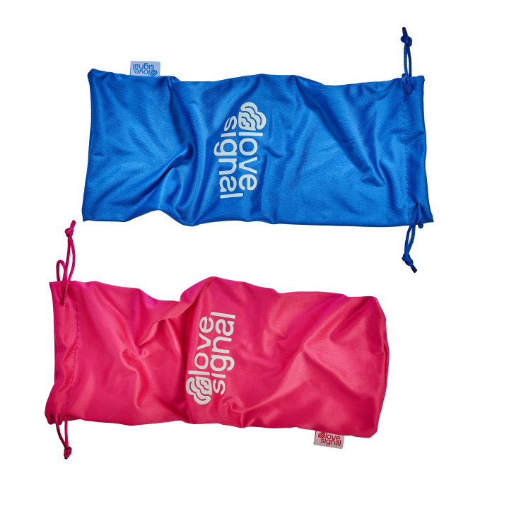 LOVE SIGNAL YOUR TOY GUARD BLUE